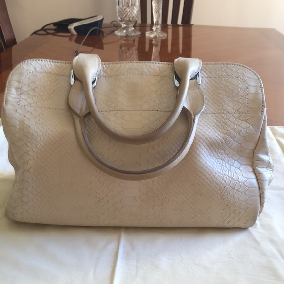 Handbag - Picture 4 of 10